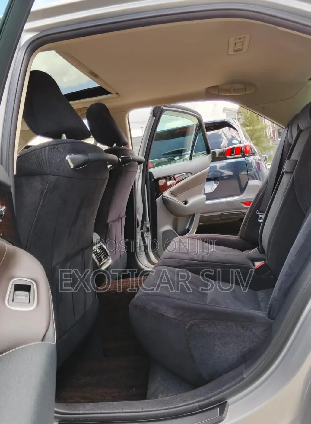 Toyota Crown 2019