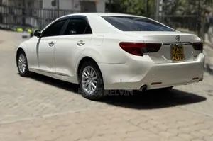 Toyota Mark X 2014 White