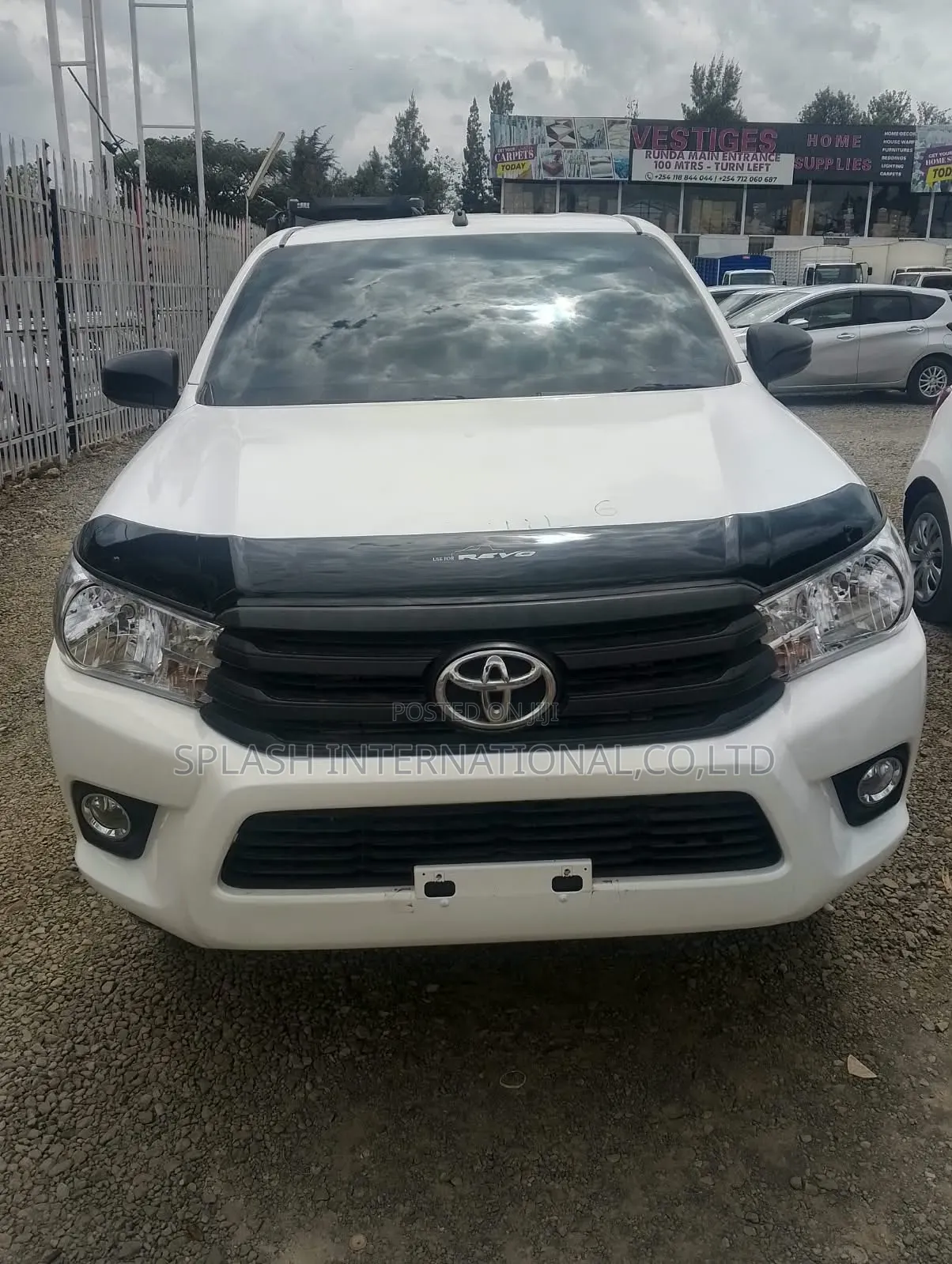 Toyota Hilux 2019 White