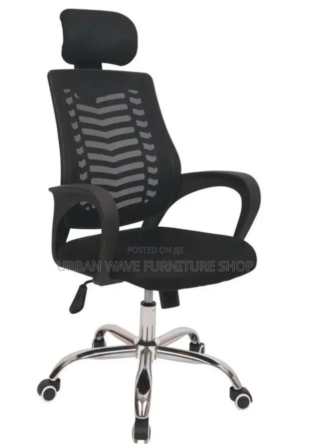 Meshed Back Secretarial Seat - thumbnail 2
