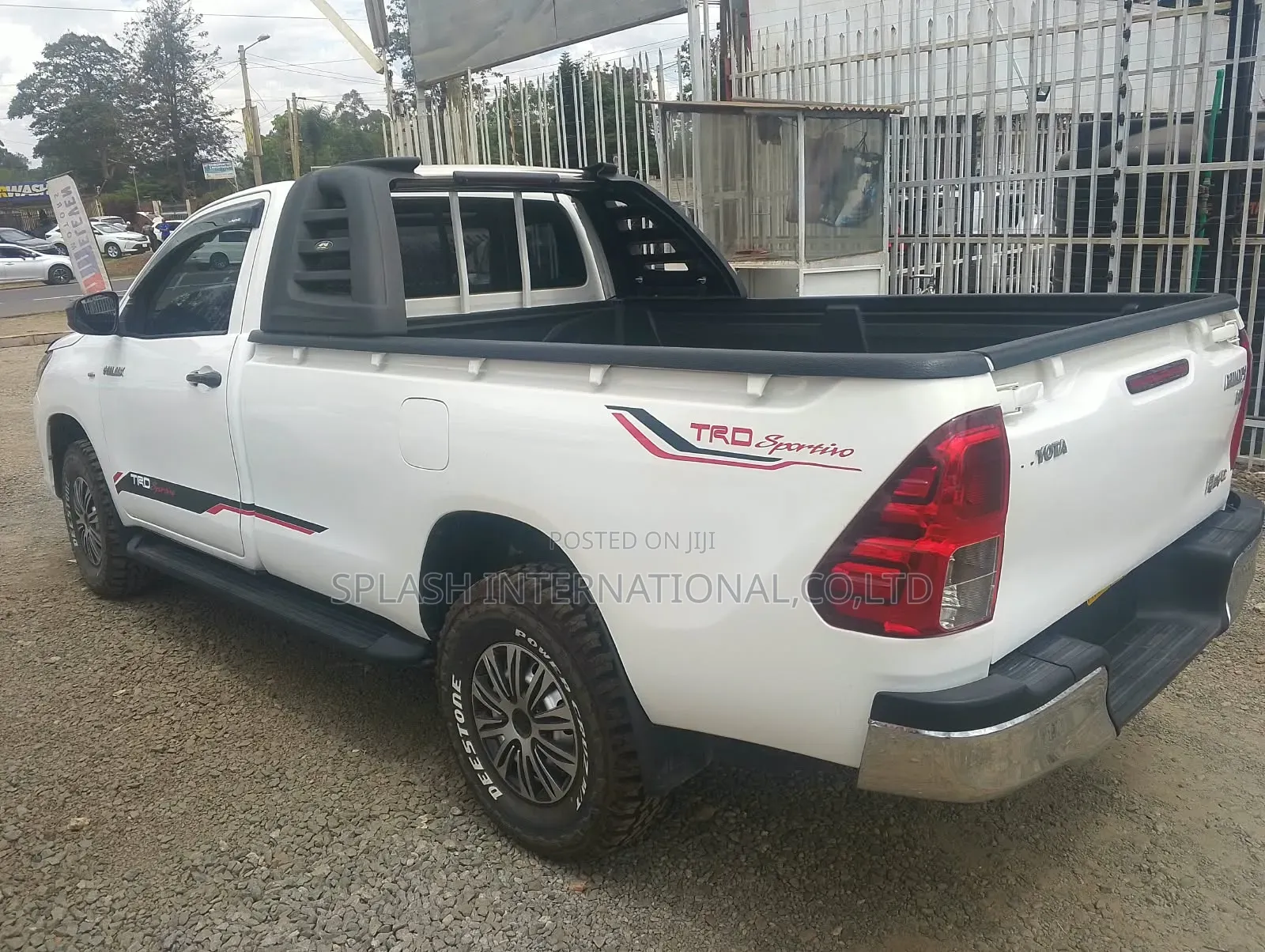 Toyota Hilux 2019 White