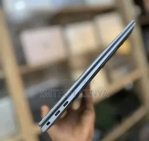 Laptop Dell Precision 5570 16GB Intel Core i9 SSD 512GB