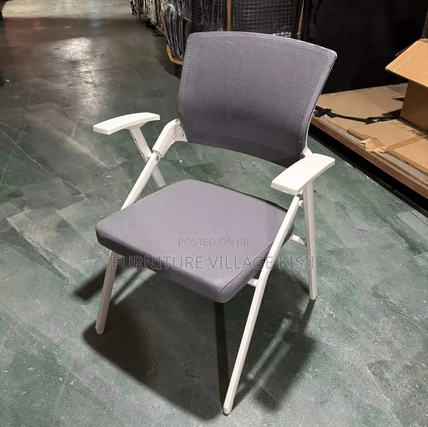 White Foldable Training Chair