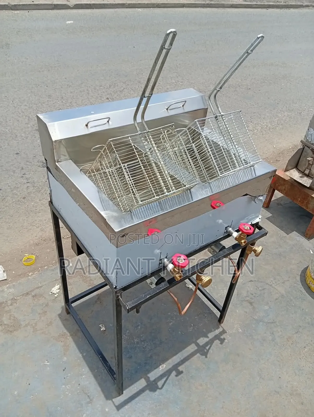 Fryer With Stand