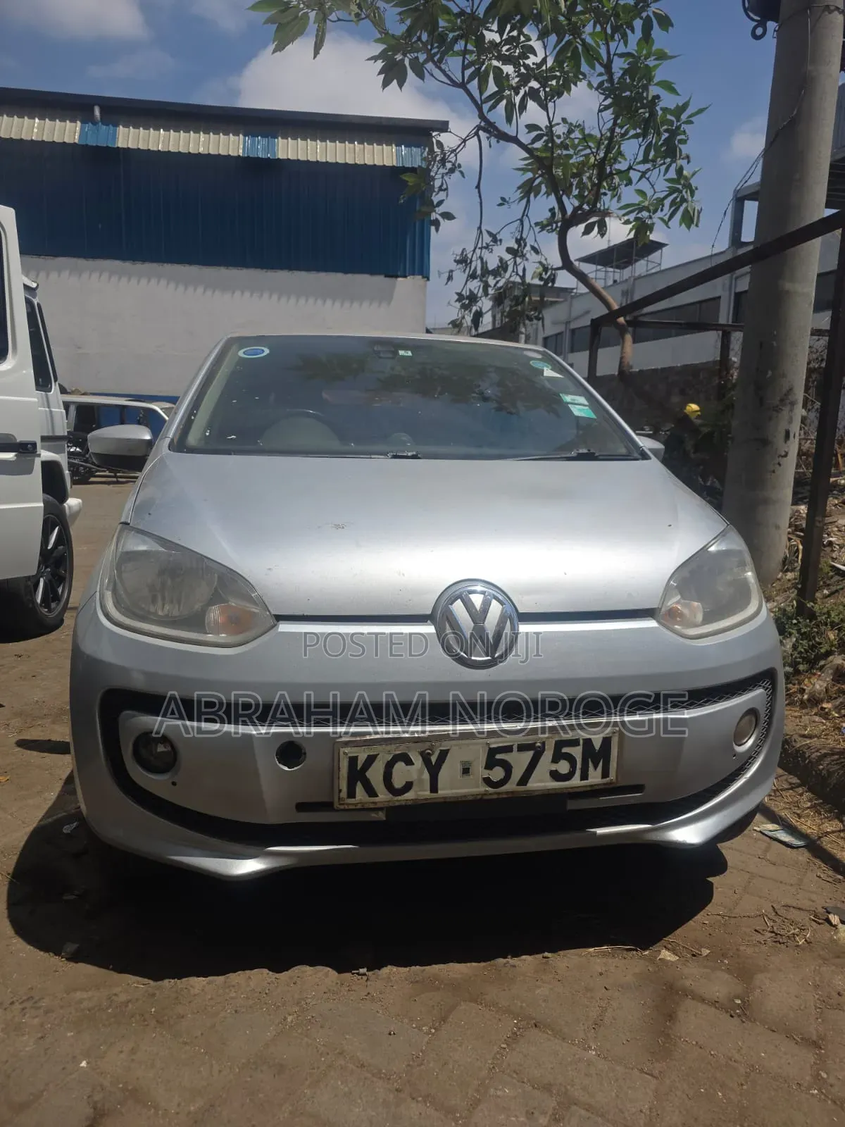 Volkswagen Up 2015 Gray