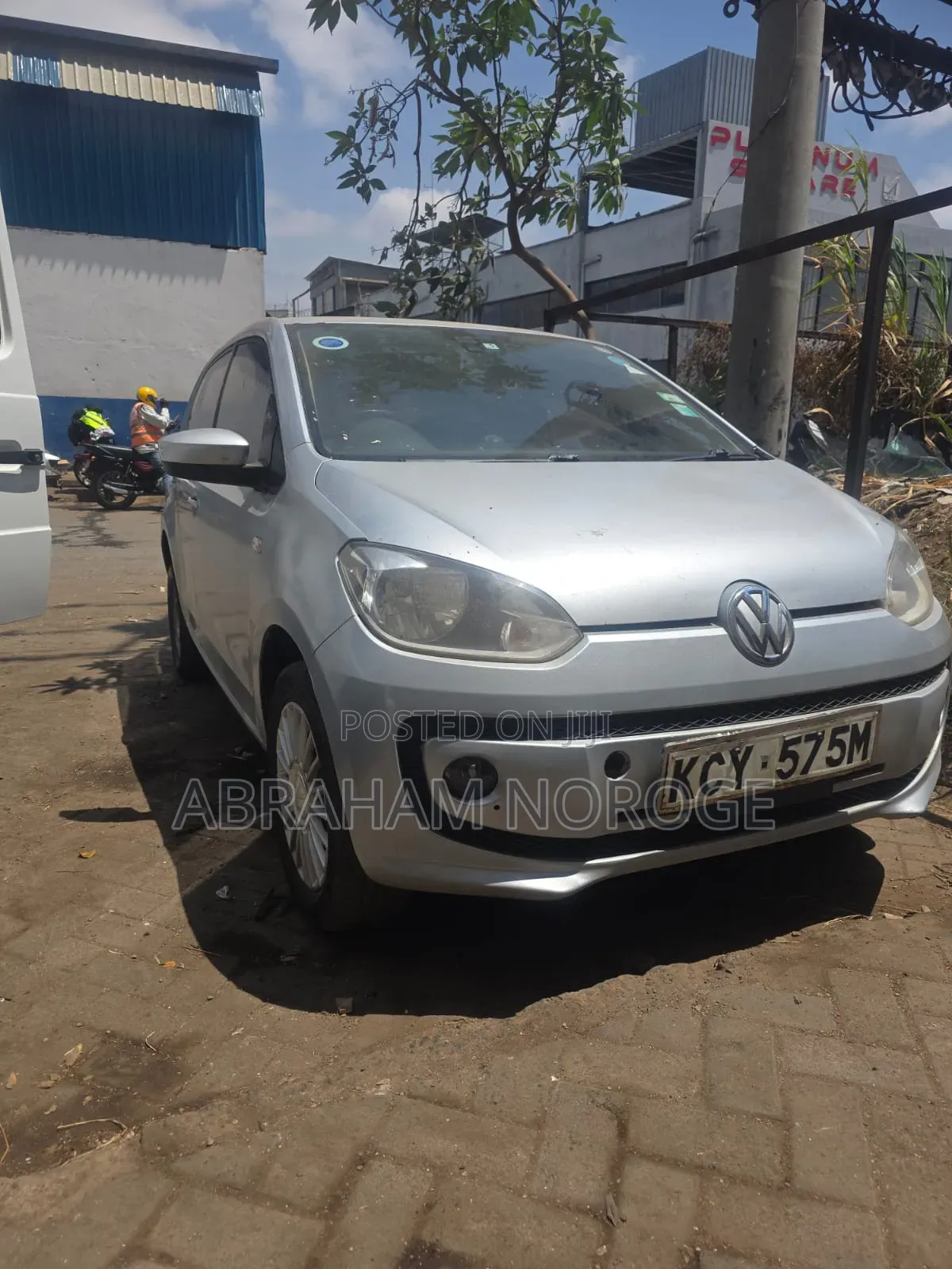 Volkswagen Up 2015 Gray