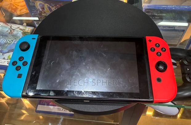 Pre Owned Good Condition Nintendo Switch Game Available - main view