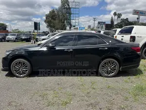 Toyota Crown 2015 Black