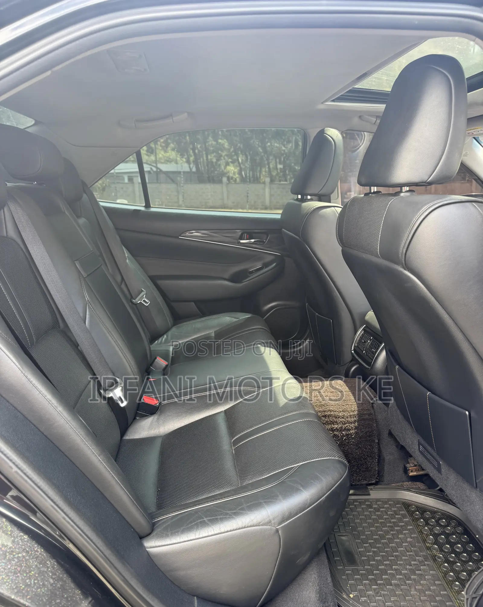 Toyota Crown 2015 Black