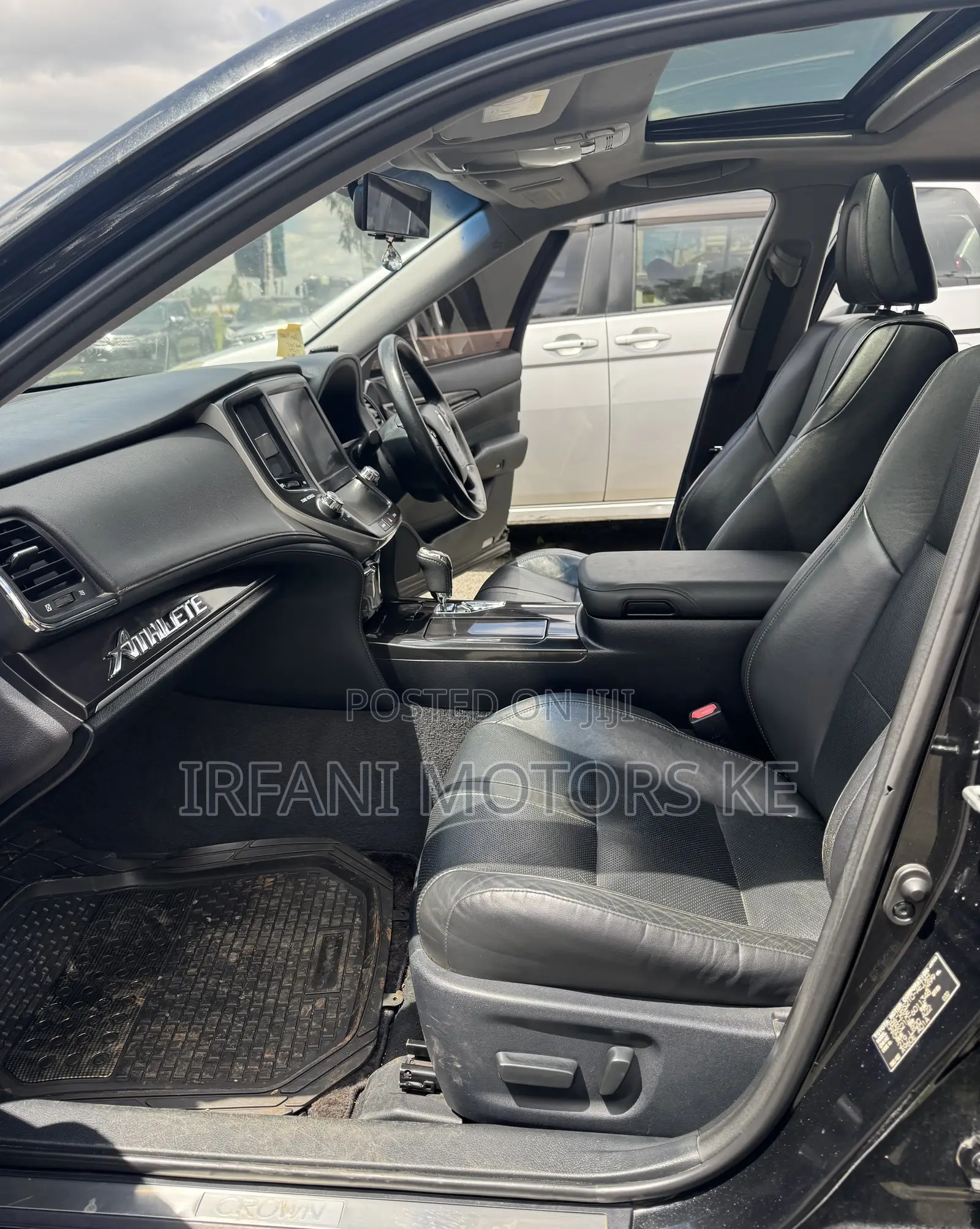 Toyota Crown 2015 Black