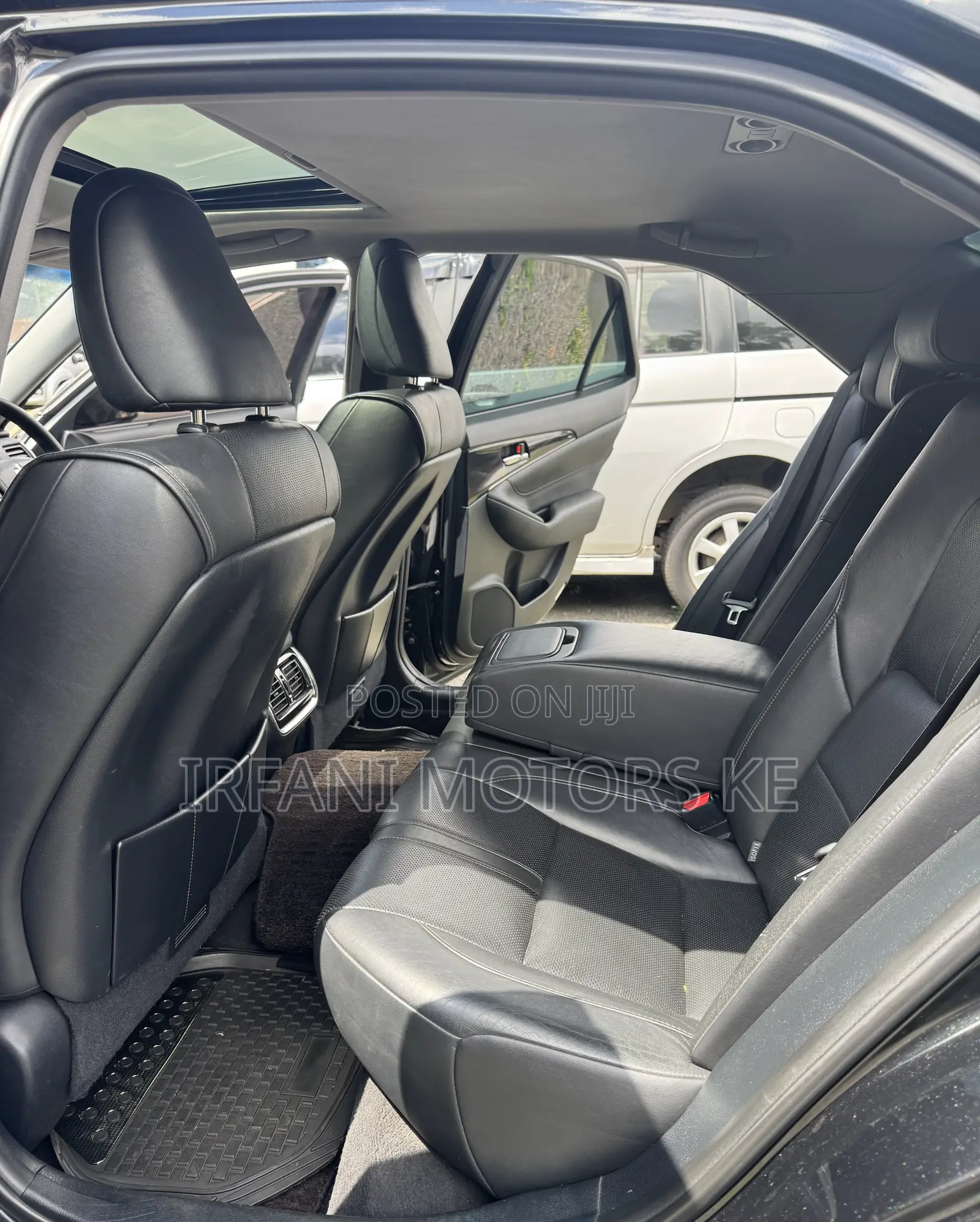 Toyota Crown 2015 Black
