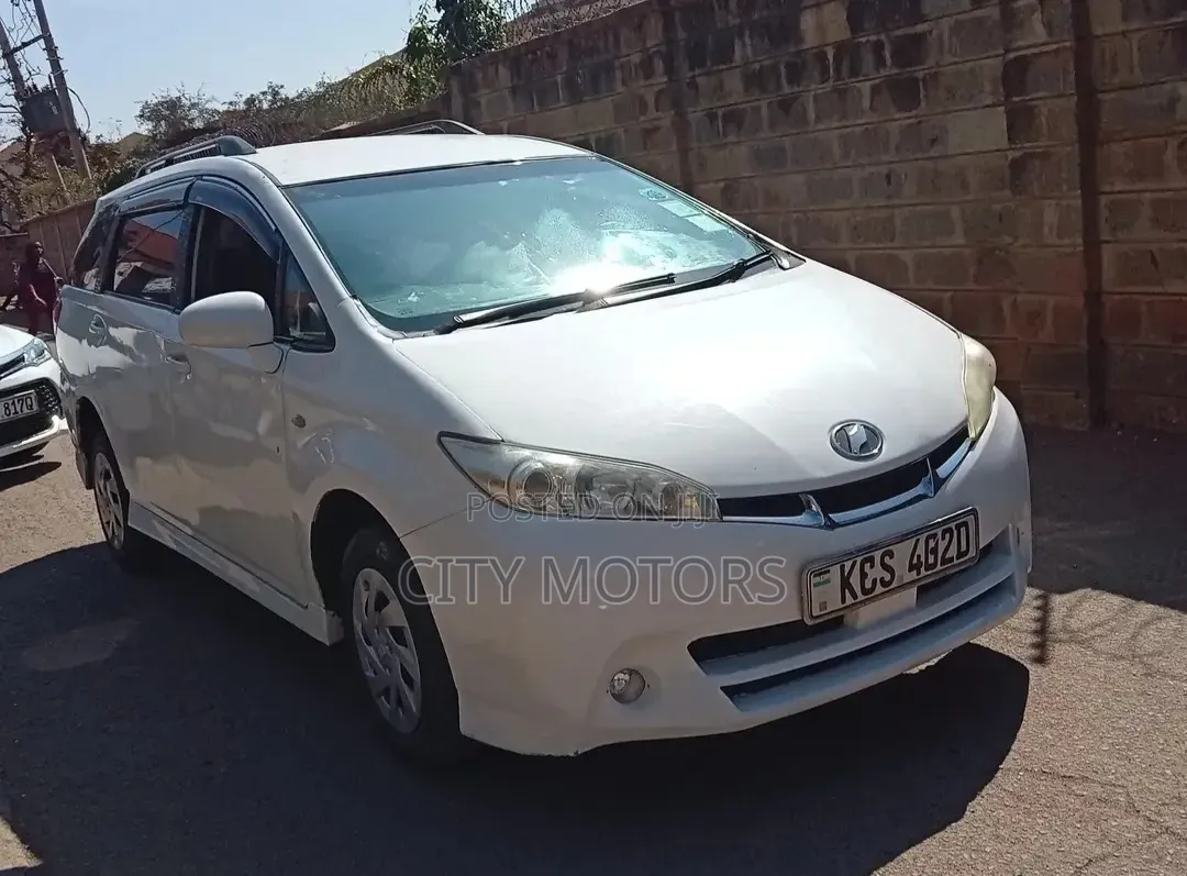 Toyota Wish 2012 White