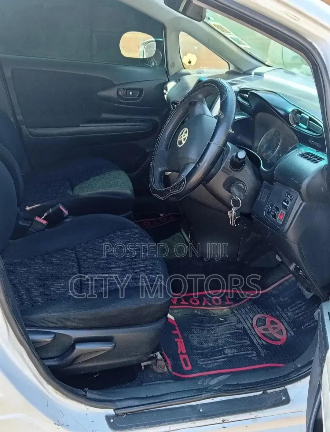 Toyota Wish 2012 White