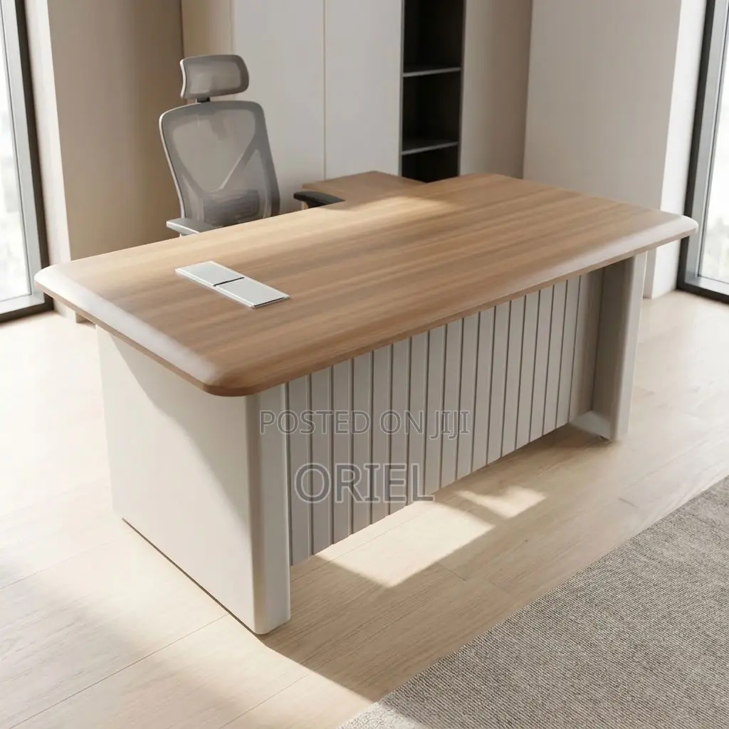 L-Shaped Executive Office Desk – Spacious Managerial Workstation