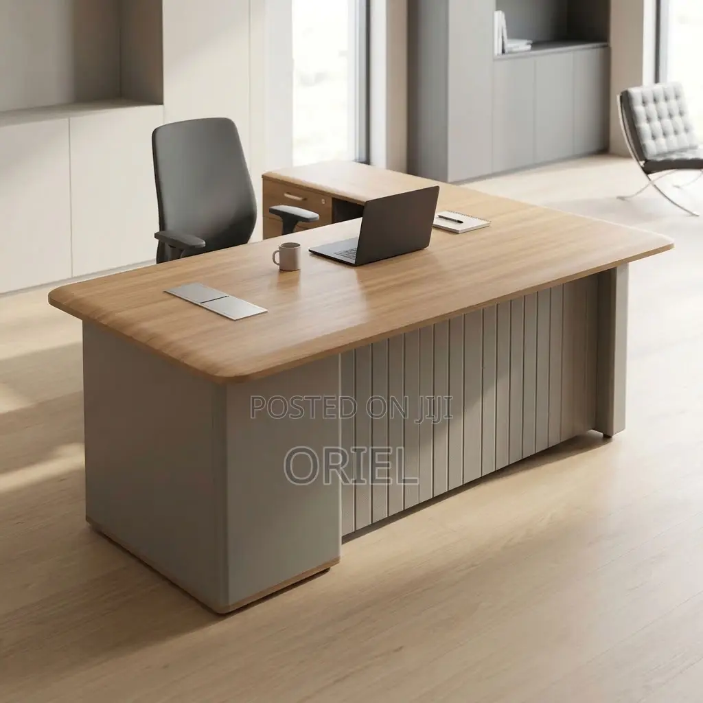 L-Shaped Executive Office Desk – Spacious Managerial Workstation
