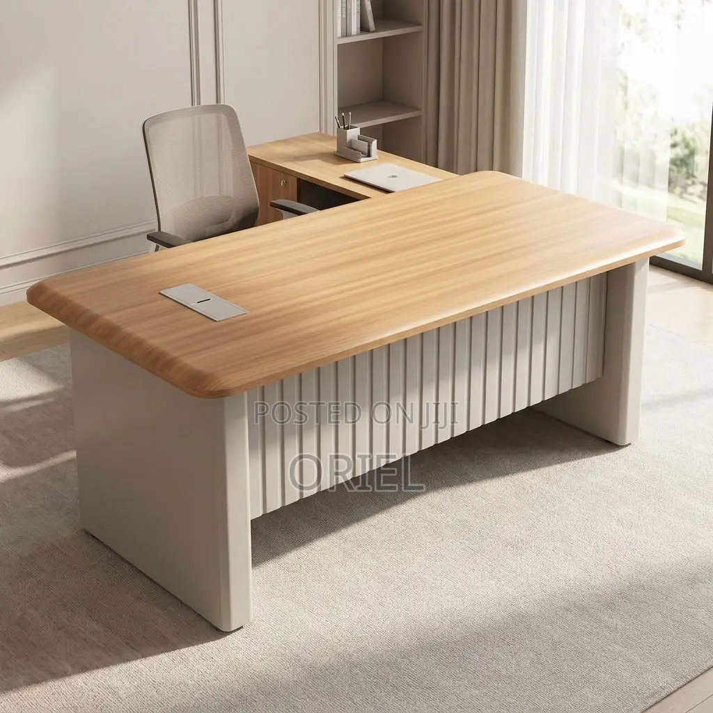 L-Shaped Executive Office Desk – Spacious Managerial Workstation