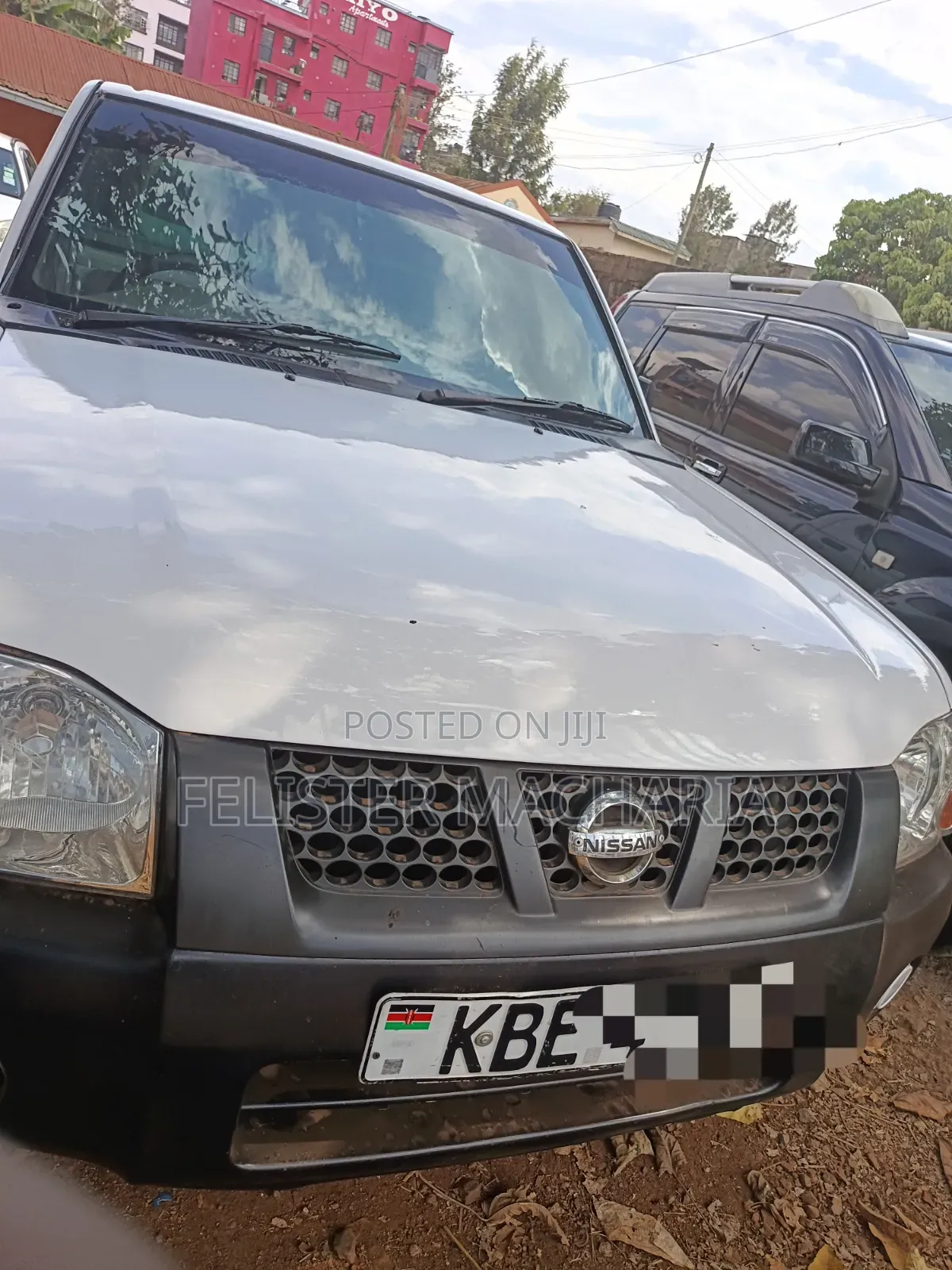 Nissan Hardbody 2007 White