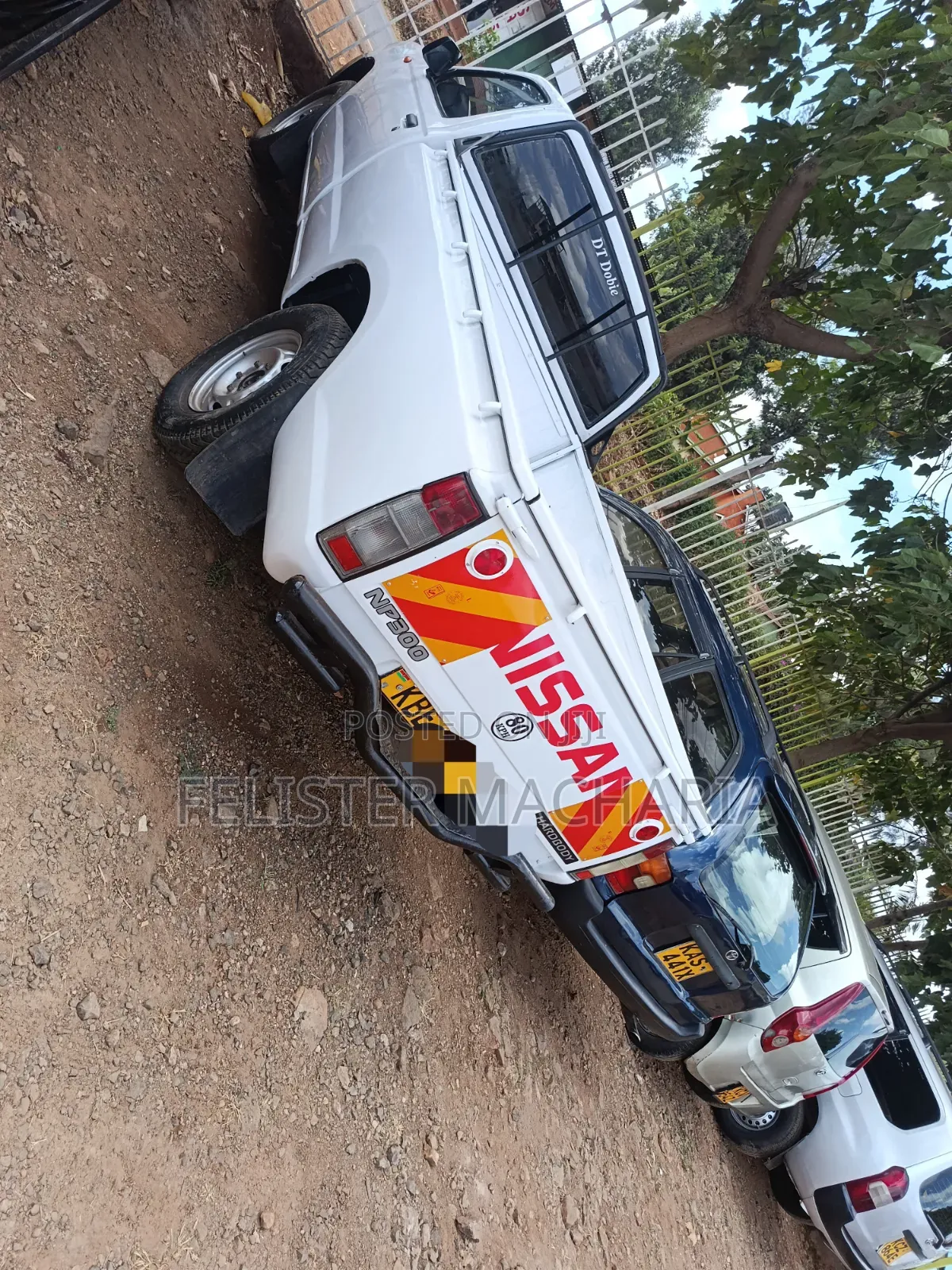 Nissan Hardbody 2007 White