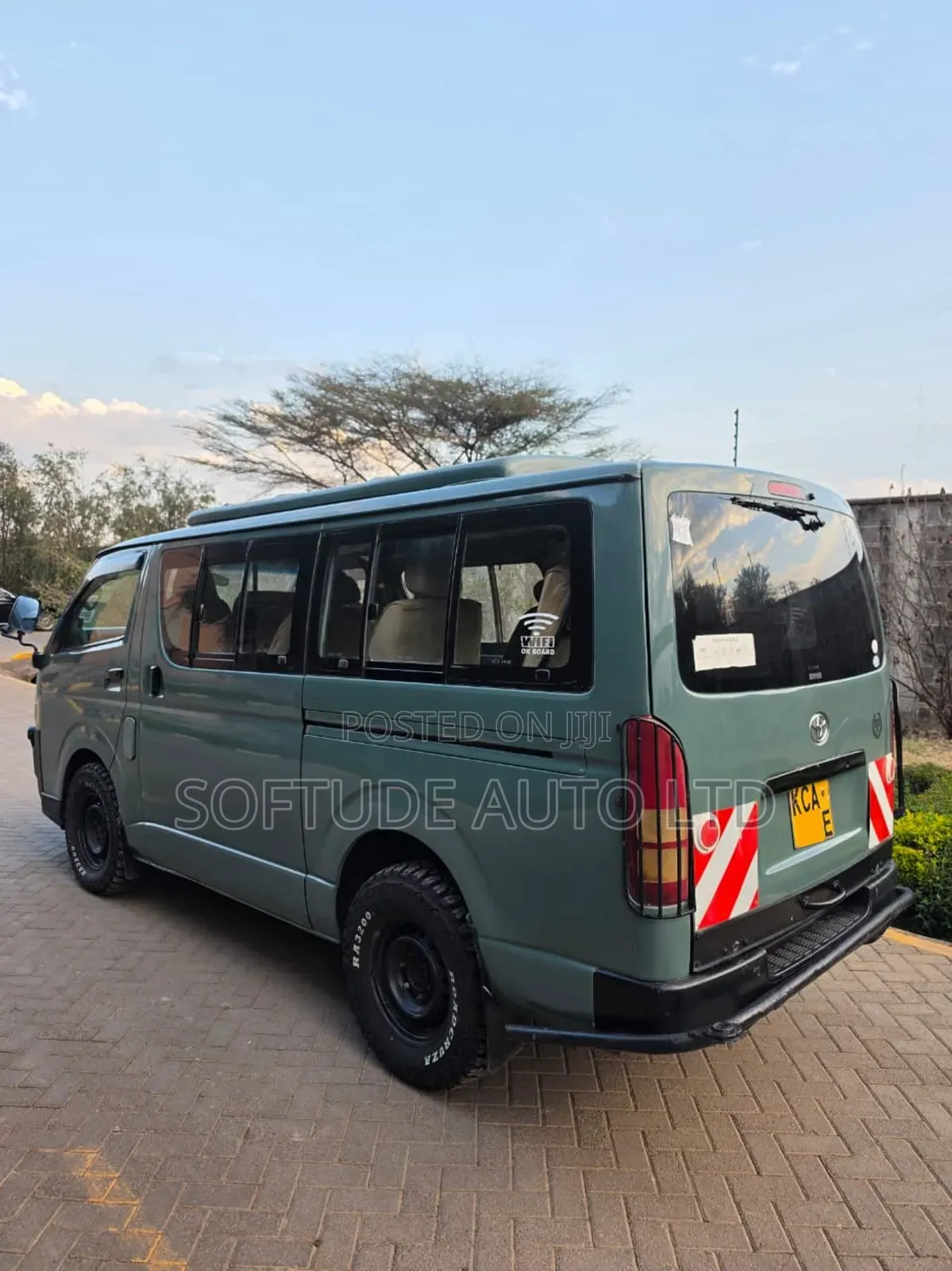 Toyota HiAce 2007 Green