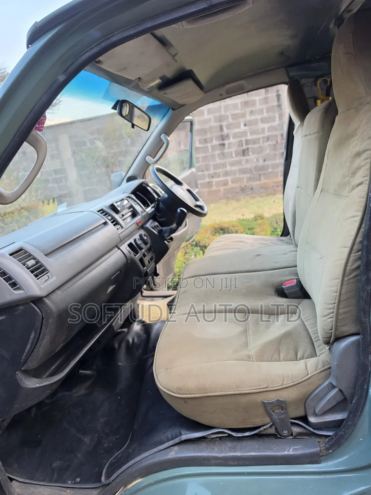 Toyota HiAce 2007 Green