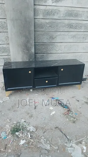 5 Feet TV Stand
