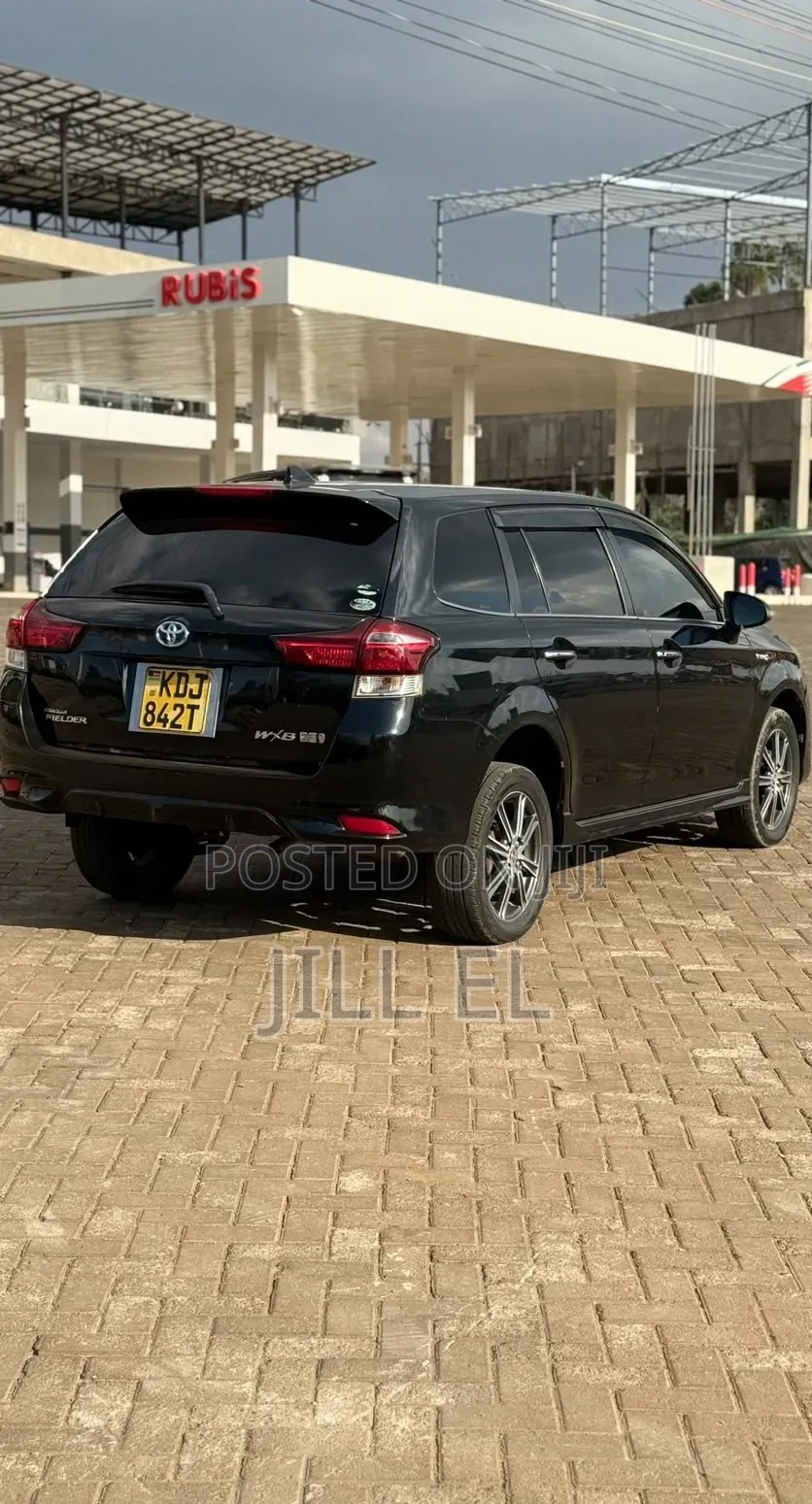 Toyota Corolla Fielder 2015 Black