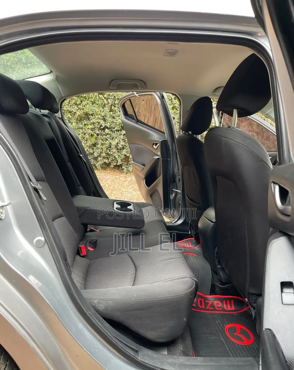 Mazda Axela SV Premium 2014 Silver
