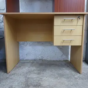 Modern 120cm Computer Desk – Sleek Work Table for Home Offices