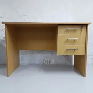 Modern 120cm Computer Desk – Sleek Work Table for Home Offices