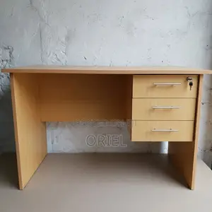 Modern 120cm Computer Desk – Sleek Work Table for Home Offices