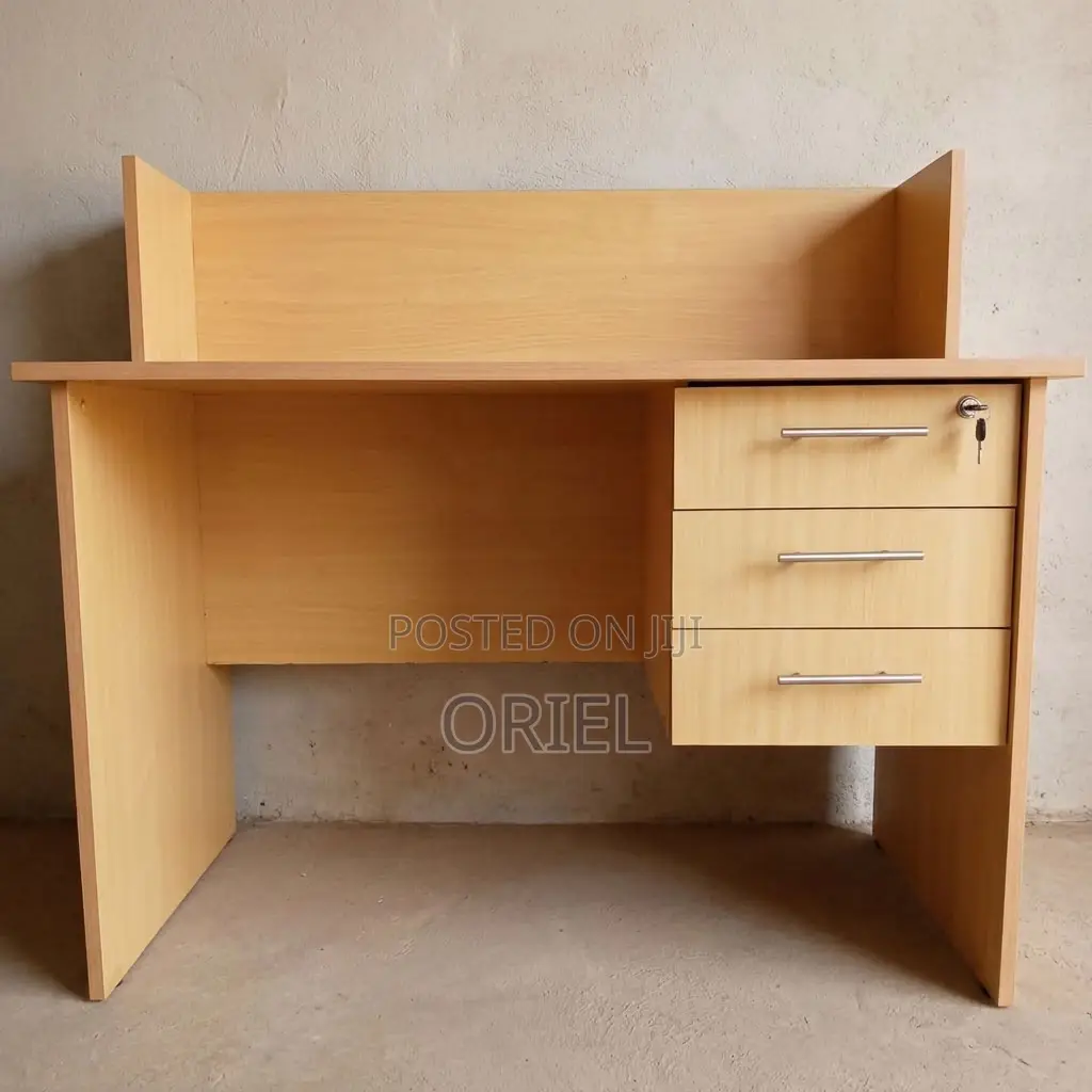 Modern 120cm Computer Desk – Sleek Work Table for Home Offices