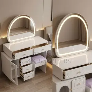 Bedroom Modern Make Up Table With Lighting