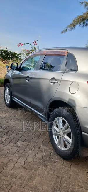 Mitsubishi RVR 2014 Silver