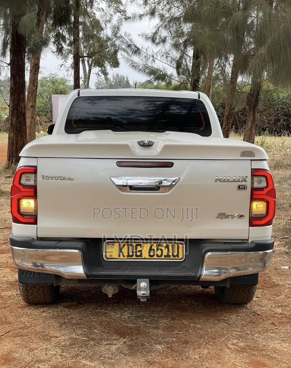 Toyota Hilux 2016 White