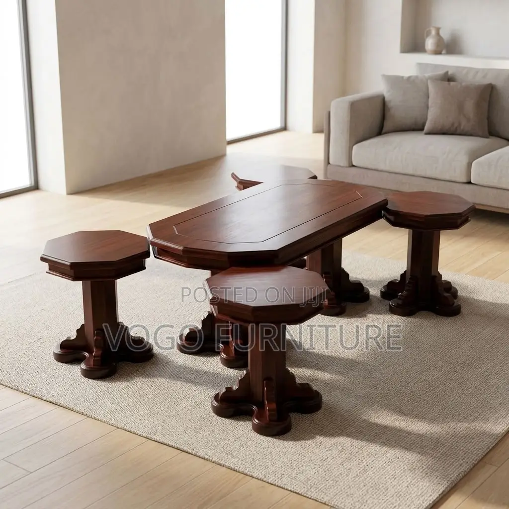 Coffee Table; Mahogany Coffee Table