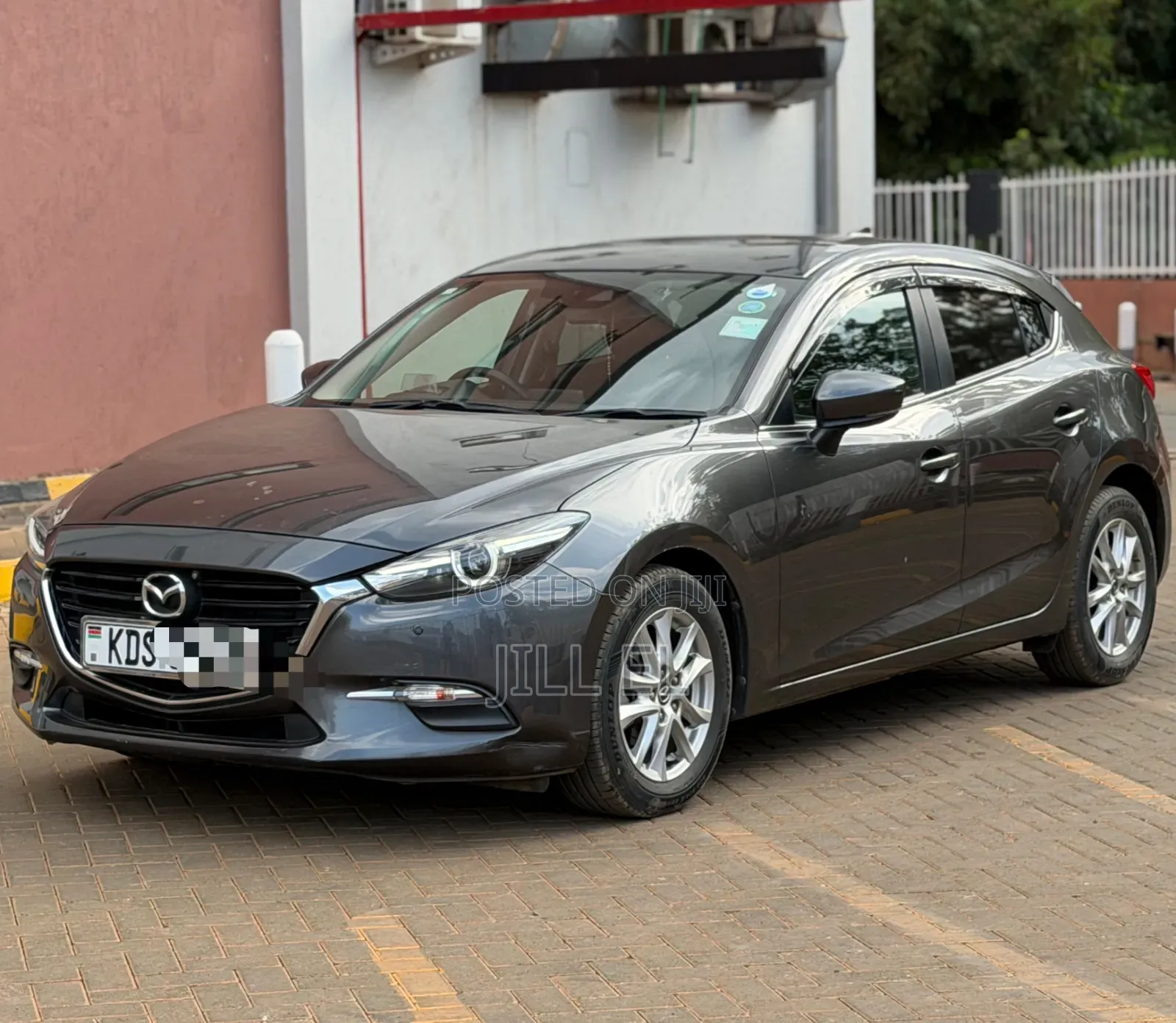 Mazda Axela 2019 Silver