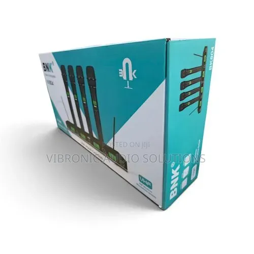Professional Wireless Microphone With Four Handheld Microphones
