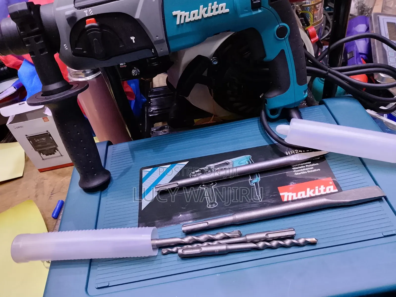 Makita Hilt Drill (800)watts / Rotary Hammer Drill