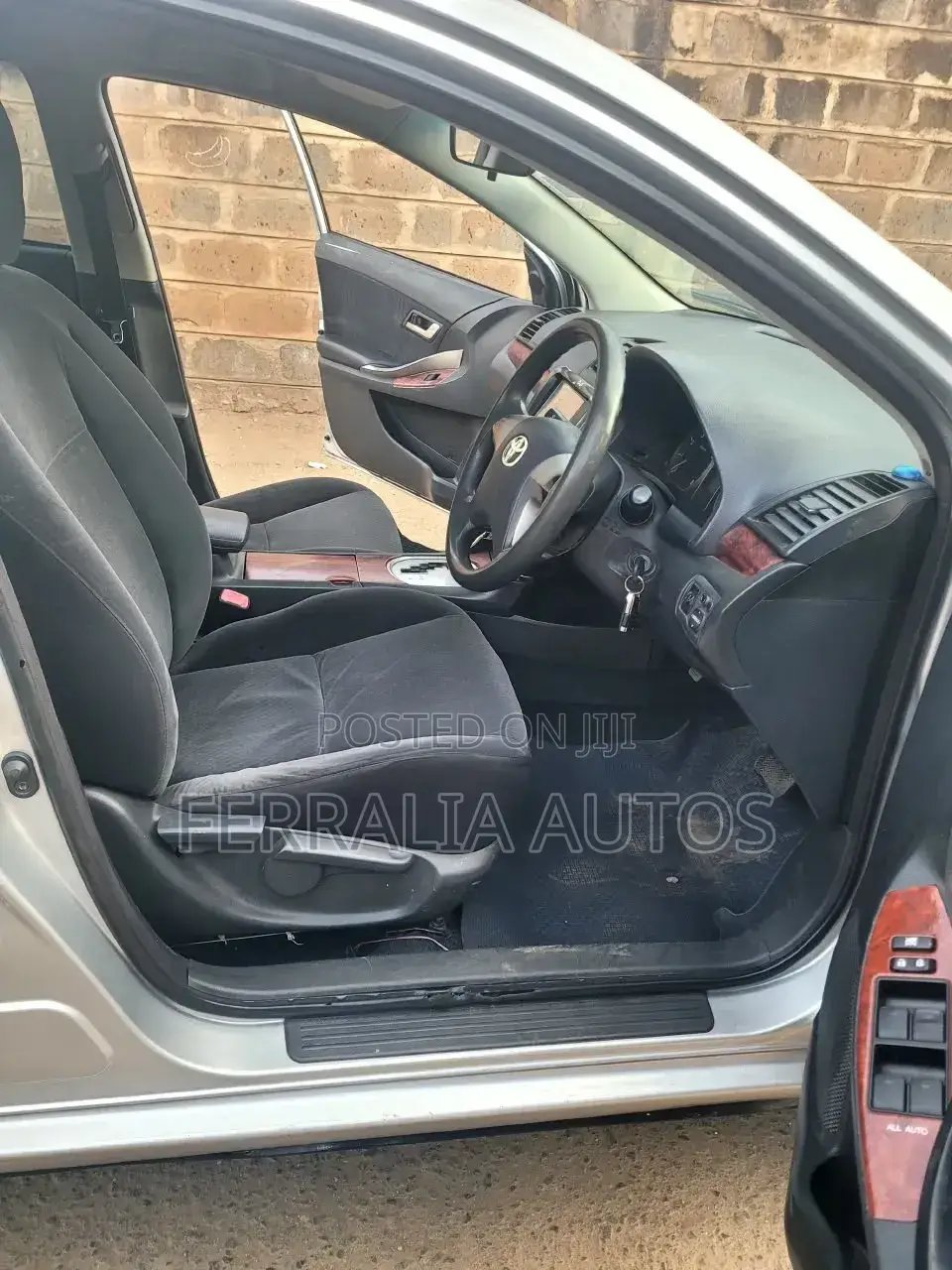 Toyota Allion 2012 Silver