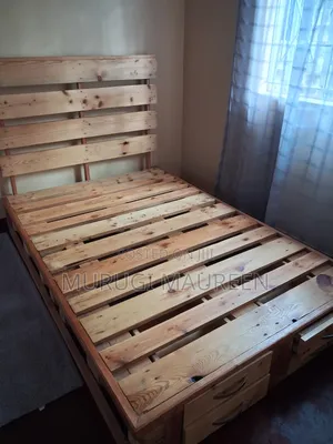 Pallet Bed
