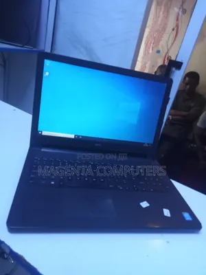 Laptop Dell 4GB Intel Core i3 HDD 320GB