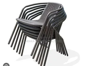 5 Pieces of Waterproof Rounded Patio Dining Set