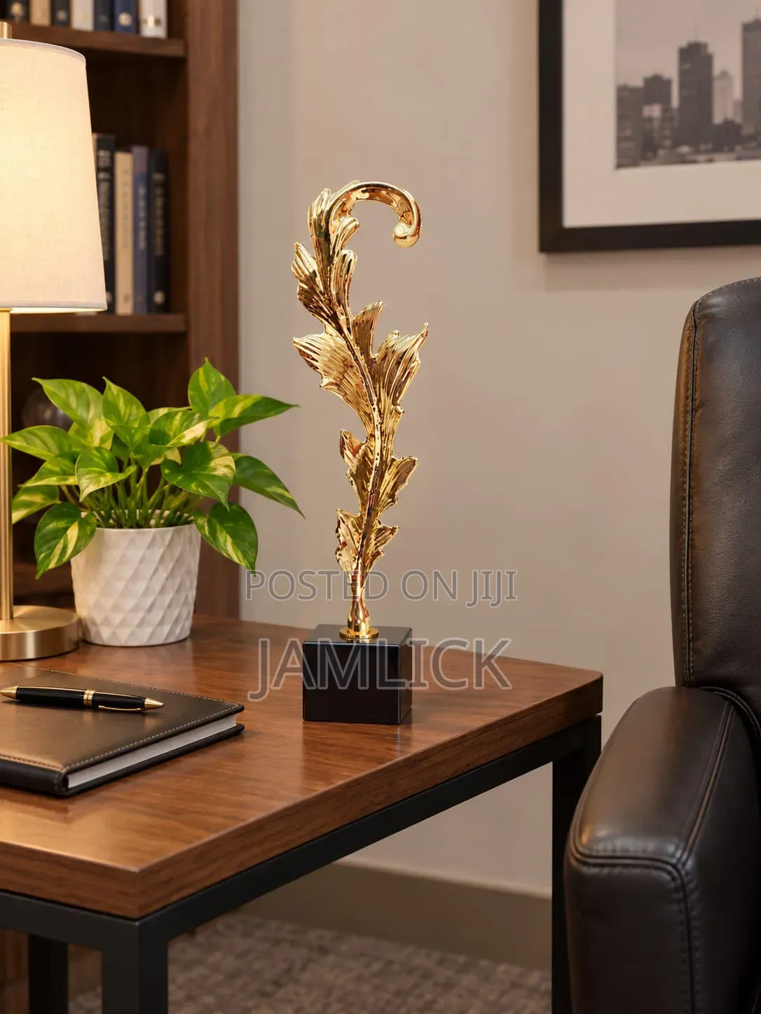 Faris Sway Leaf Decor – GH