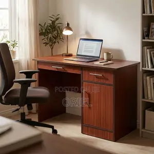 120cm Office Desk – Compact Modern Workstation for Home and Business