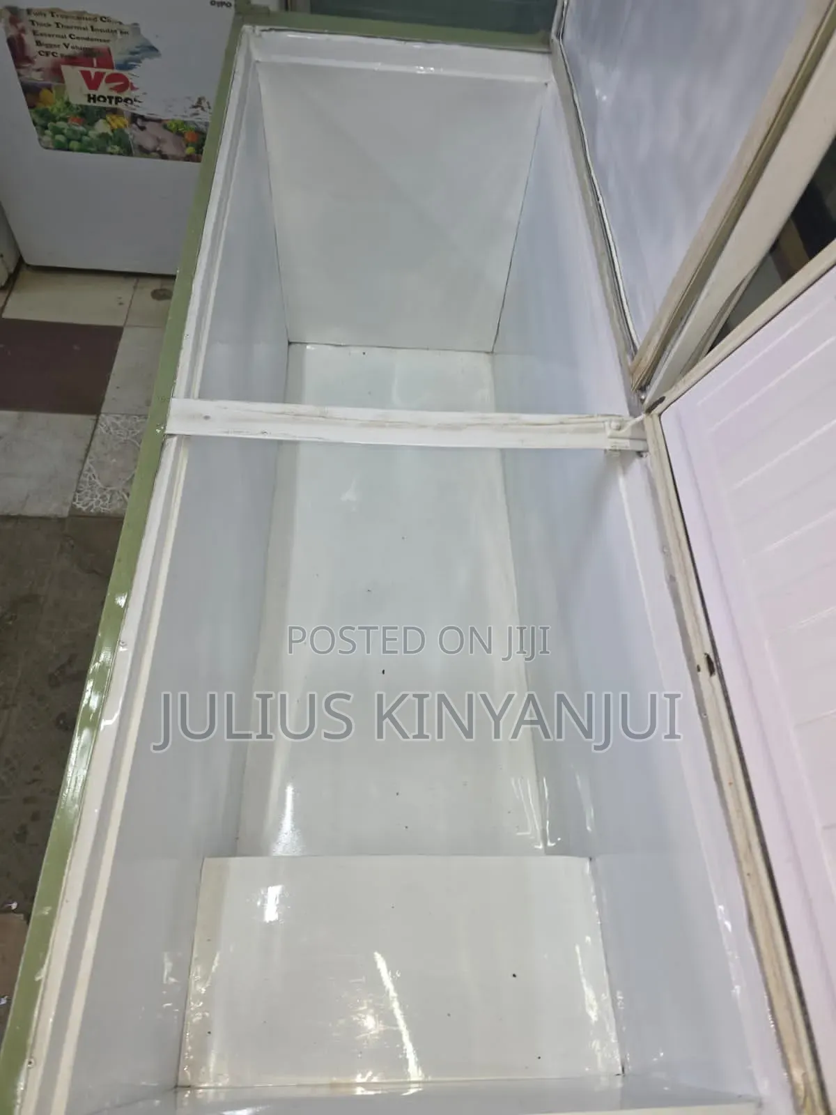 Exuk Deep Freezer/600litrs