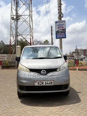 Nissan NV200 2011 Silver
