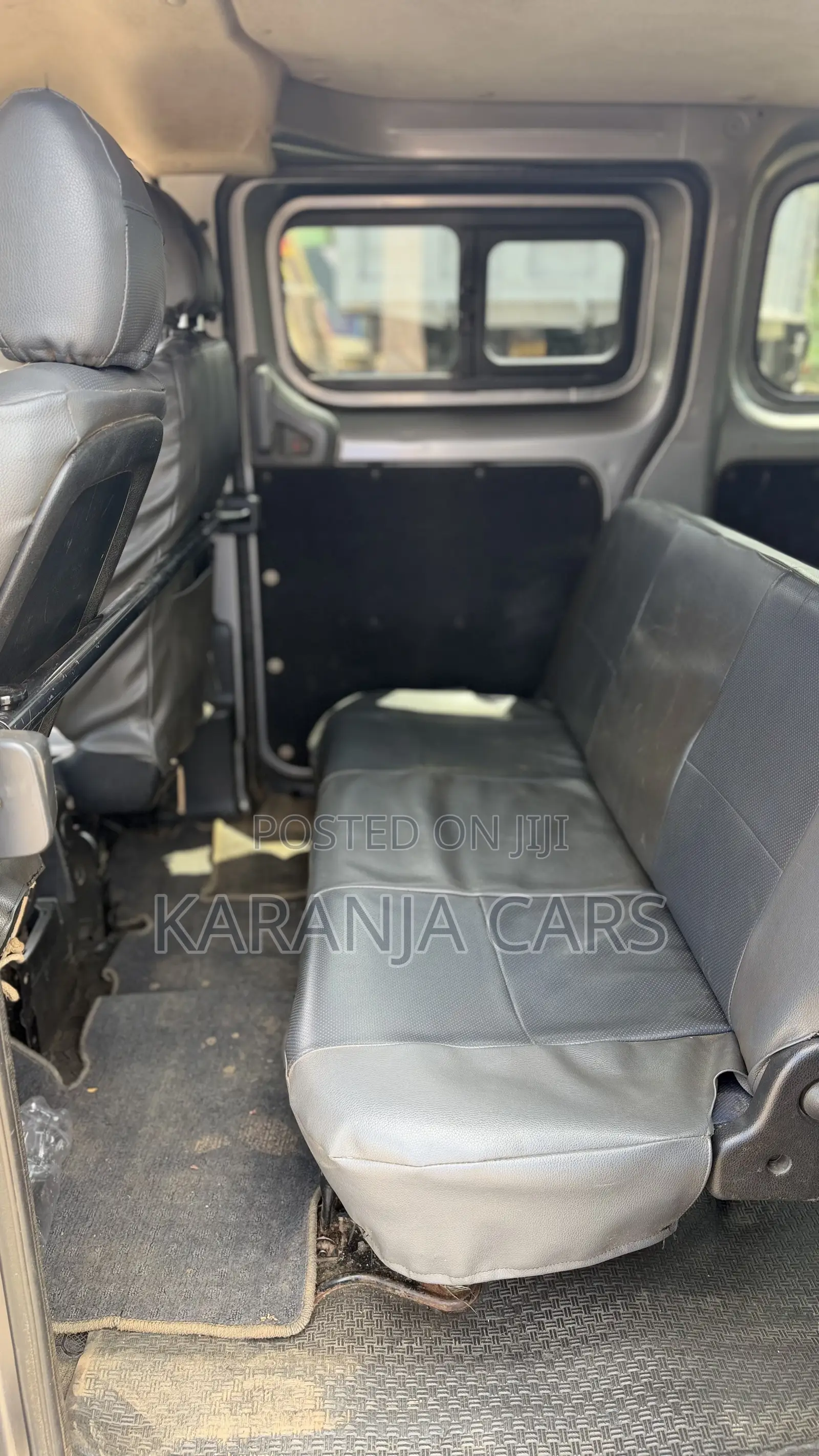 Nissan NV200 2011 Silver