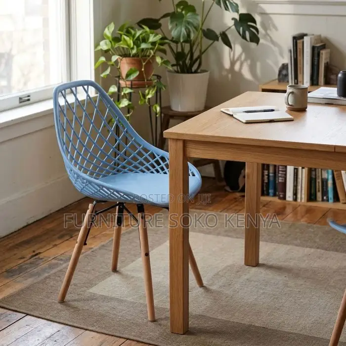 Breathable Plastic Dining Chair | Modern Viner Dining Seat