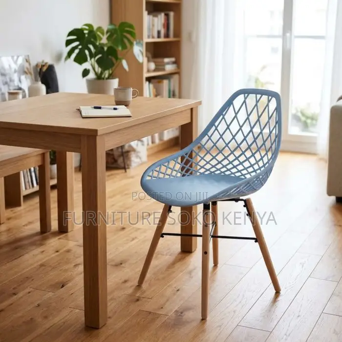 Breathable Plastic Dining Chair | Modern Viner Dining Seat