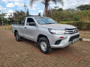 Toyota Hilux 2018 Gray